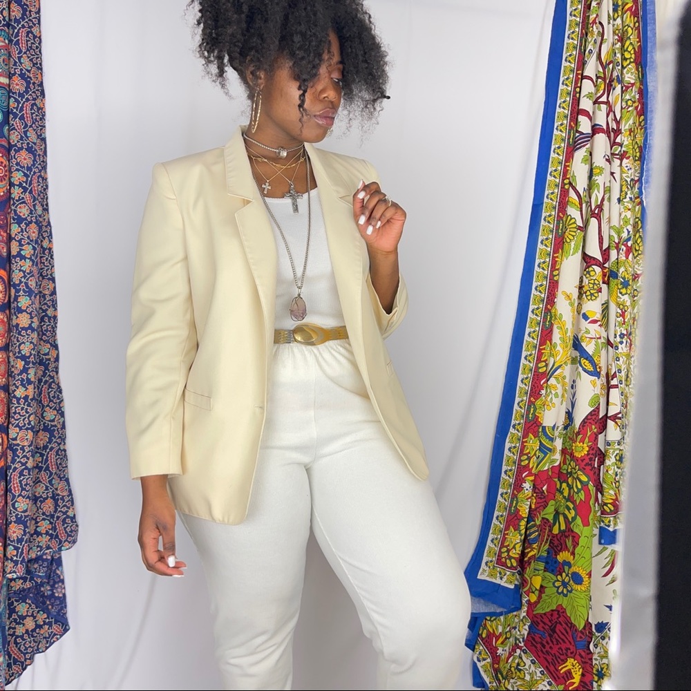 Classic Vintage Cream Blazer